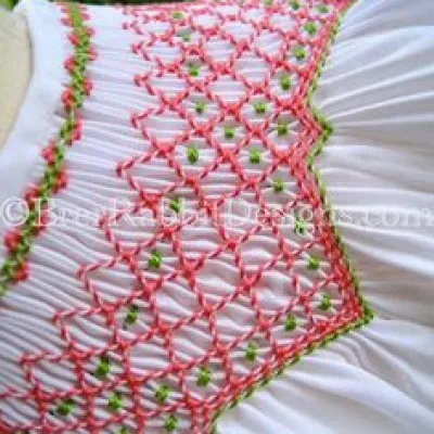SMOCKING 004