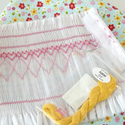 SMOCKING 033
