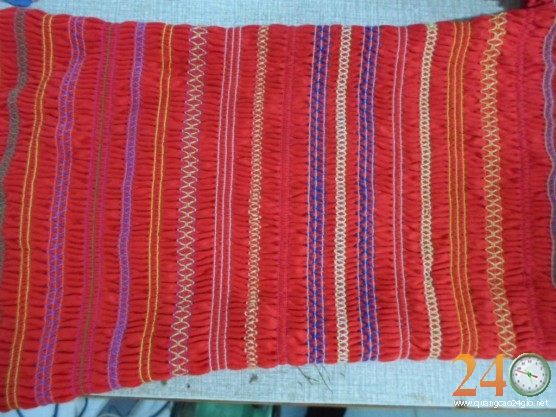 SMOCKING 041